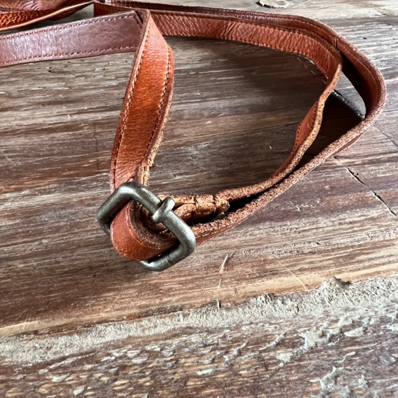 LATICO WEAVER RUSTIC LEATHER CROSSBODY CONVERTIBLE - Picture 11 of 16